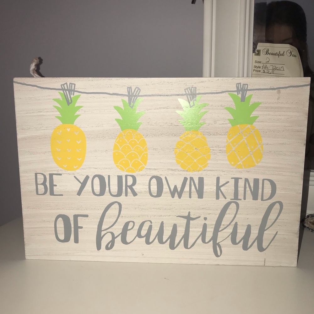 “Be your own kind of beautiful” cute picture